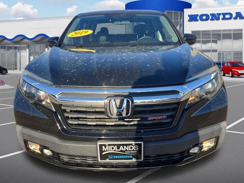 Used 2019 Honda Ridgeline Sport image 2