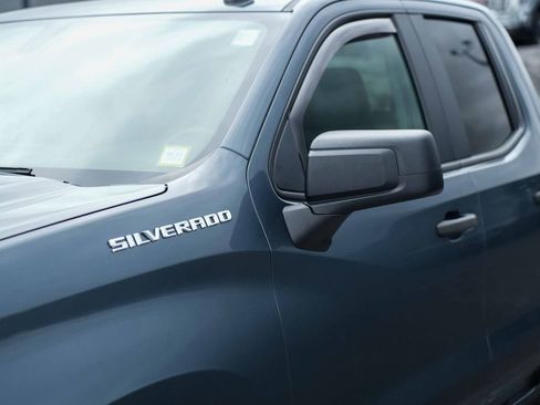 Used 2022 Chevrolet Silverado 1500 Custom AWD/4WD image 10