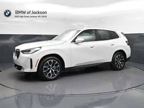 New 2026 BMW X3 xDrive30 w/ Premium Package AWD/4WD image 3