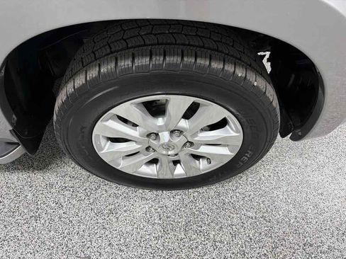 Used 2010 Toyota Sequoia Platinum image 44