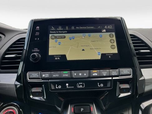 Used 2024 Honda Odyssey Elite image 17