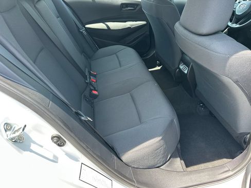 Used 2025 Toyota Corolla LE FWD image 15