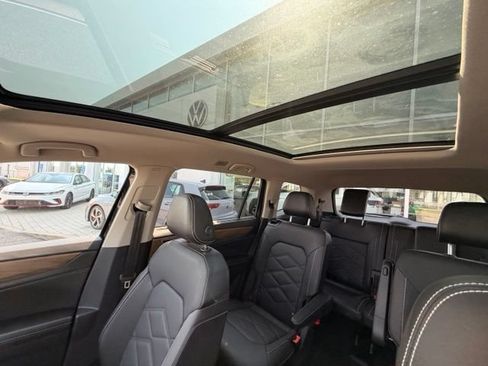 Certified 2024 Volkswagen Atlas SE w/ Panoramic Sunroof Package AWD/4WD image 26