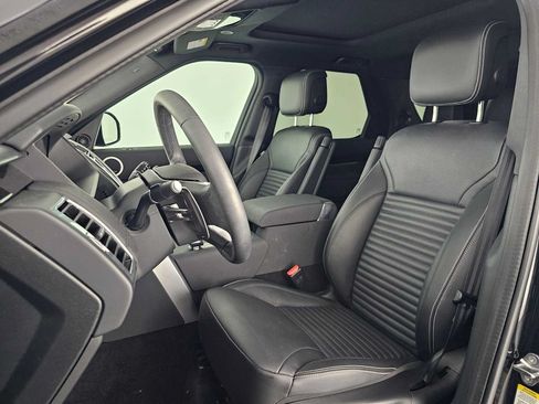 Used 2025 Land Rover Discovery S AWD/4WD image 21