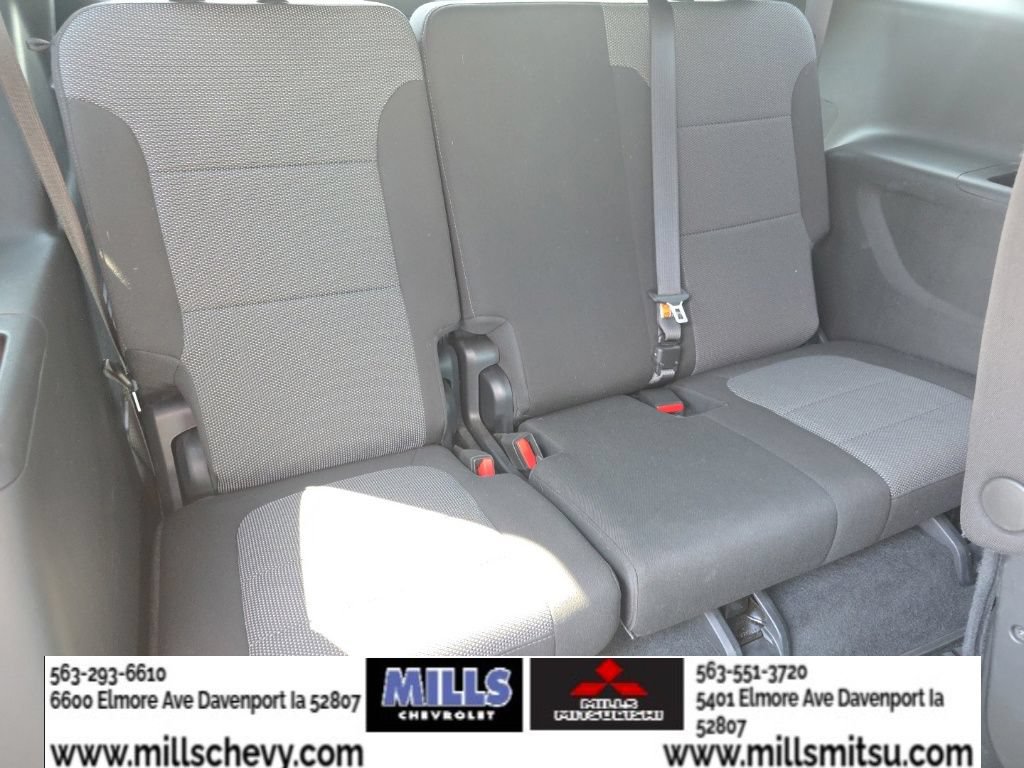 Used 2023 Chevrolet Traverse LT AWD/4WD image 19