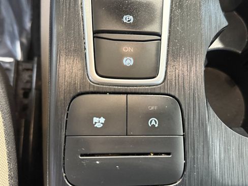 Used 2021 Ford Escape SE FWD image 23