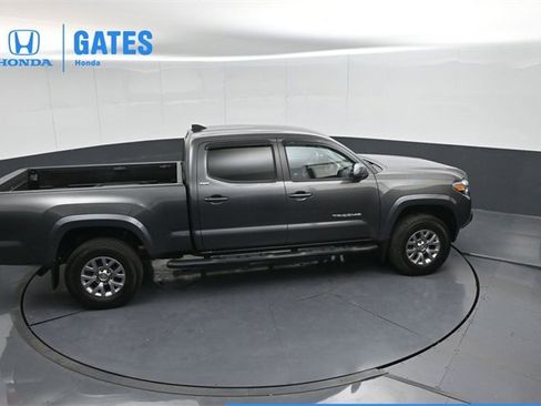 Used 2017 Toyota Tacoma SR5 image 52