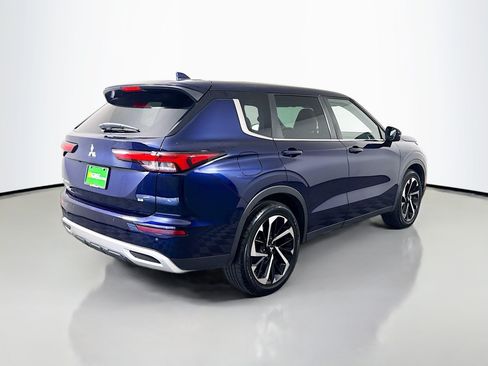 Used 2022 Mitsubishi Outlander SE FWD image 10