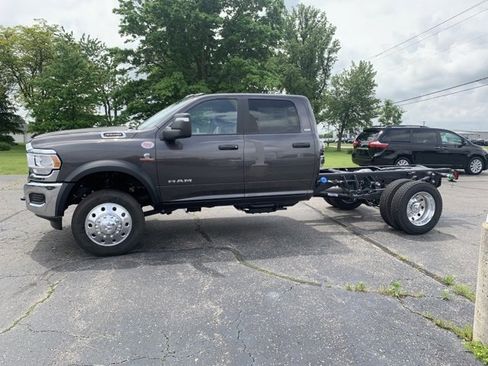 New 2024 RAM 4500 SLT w/ Quick Order Package 2YG SLT image 4