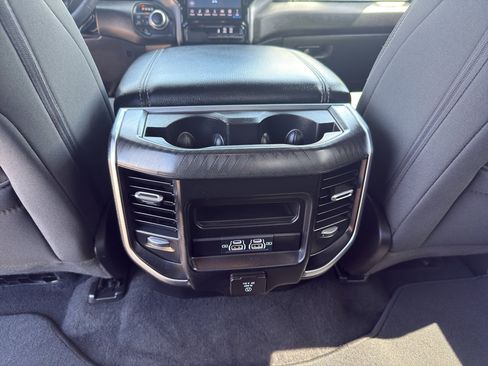 Used 2025 RAM 1500 Big Horn AWD/4WD image 32