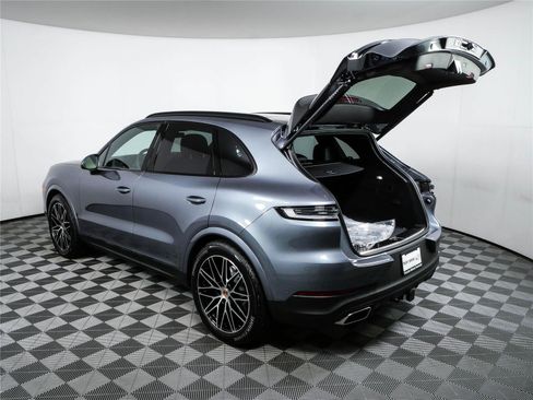 New 2026 Porsche Cayenne AWD/4WD image 35