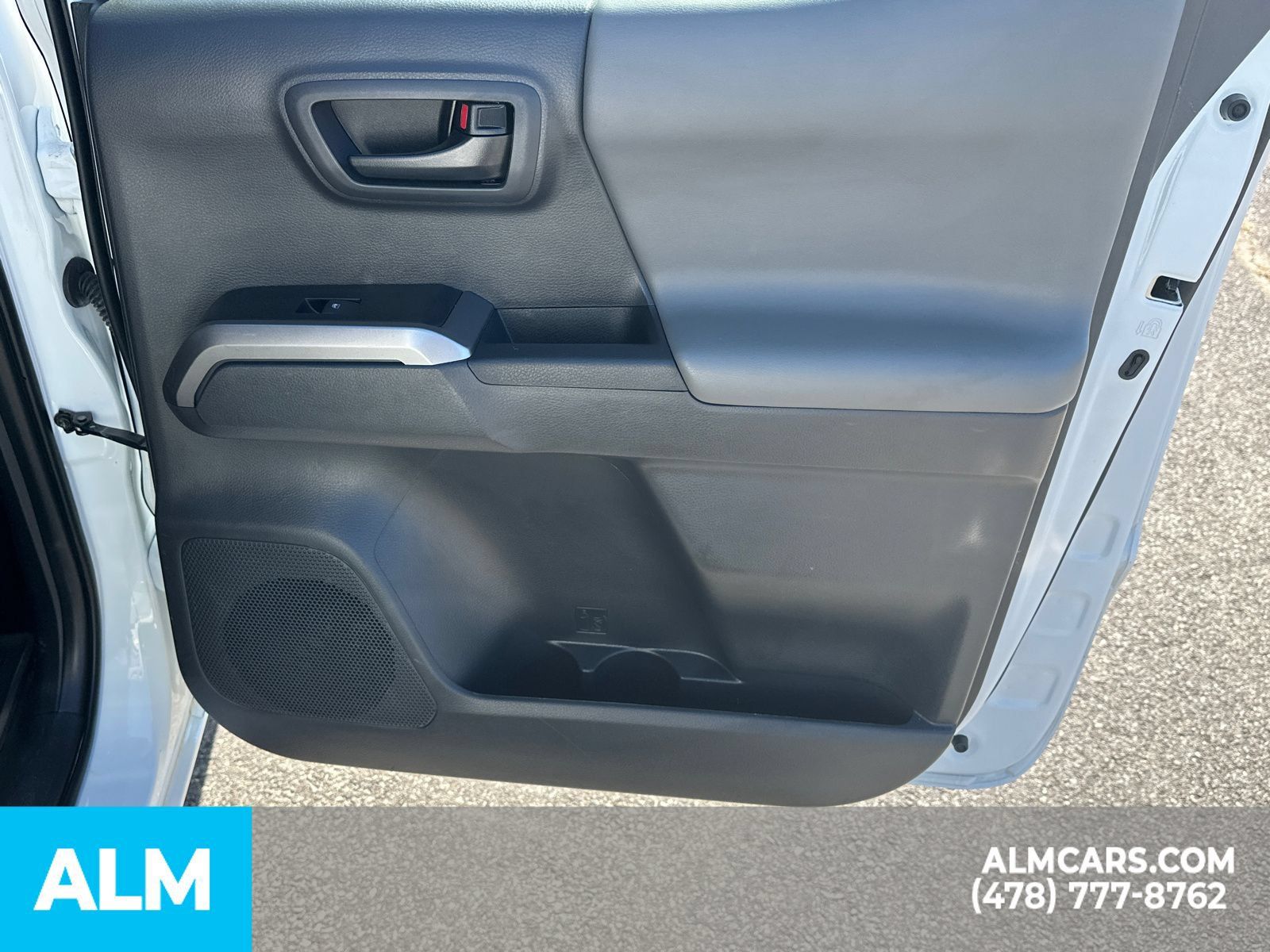 Used 2023 Toyota Tacoma SR5 RWD image 18