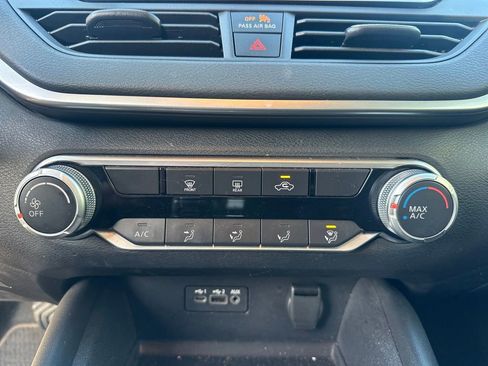 Used 2022 Nissan Altima 2.5 SR image 19