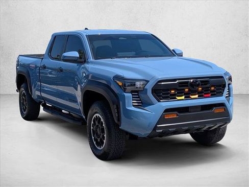 Used 2026 Toyota Tacoma TRD Off-Road AWD/4WD image 3