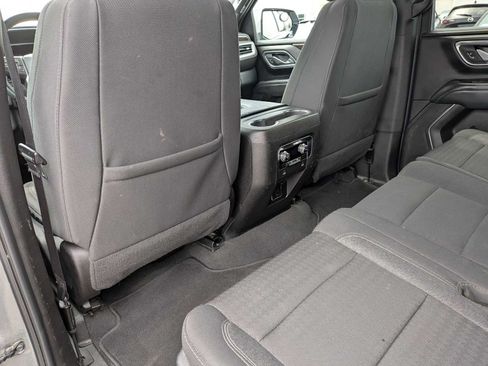 Used 2024 GMC Yukon XL SLE AWD/4WD image 17
