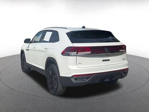 Used 2026 Volkswagen Atlas Cross Sport SE AWD/4WD image 9