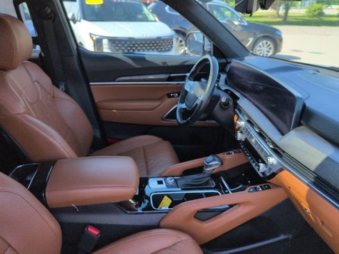 Used 2024 Kia Telluride SX Prestige X-Pro AWD/4WD image 7