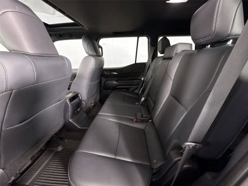 Certified 2024 Toyota Land Cruiser image 31