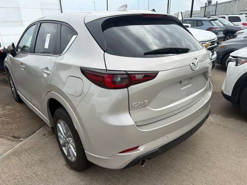 Used 2025 MAZDA CX-5 AWD 2.5 S w/ Preferred Package image 4