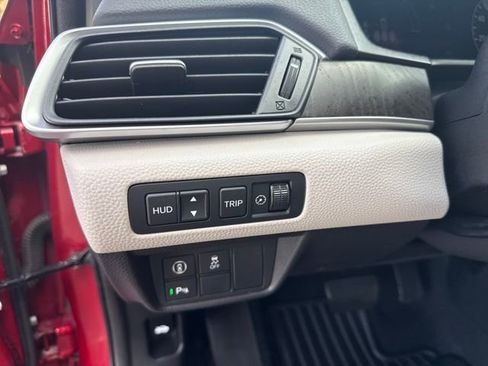 Certified 2022 Honda Accord Touring image 16