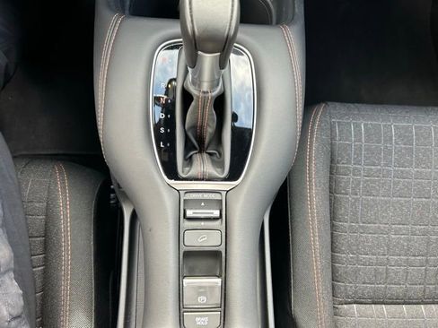 Used 2025 Honda HR-V Sport image 35