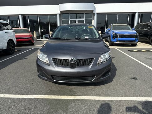 Used 2009 Toyota Corolla image 2