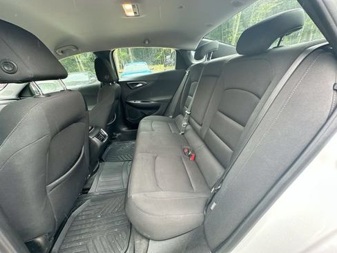 Used 2020 Chevrolet Malibu LT FWD image 27