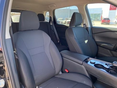 New 2026 Nissan Rogue S image 9