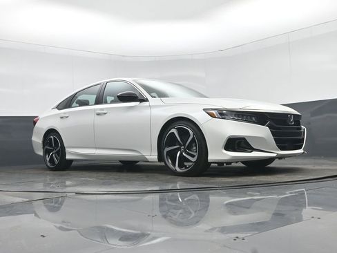 Used 2022 Honda Accord Sport image 54