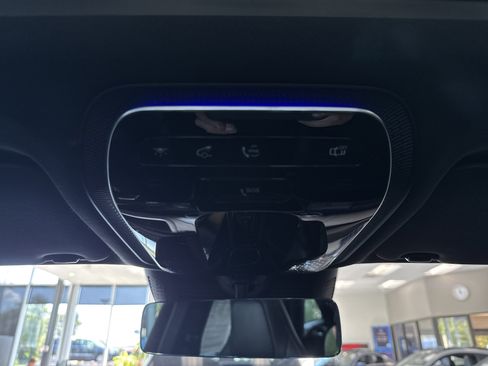 Used 2024 Mercedes-Benz GLC 43 AMG 4MATIC image 22