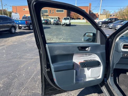 Used 2022 Ford Maverick XLT image 22