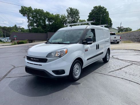 Used 2022 RAM ProMaster City Tradesman FWD image 1