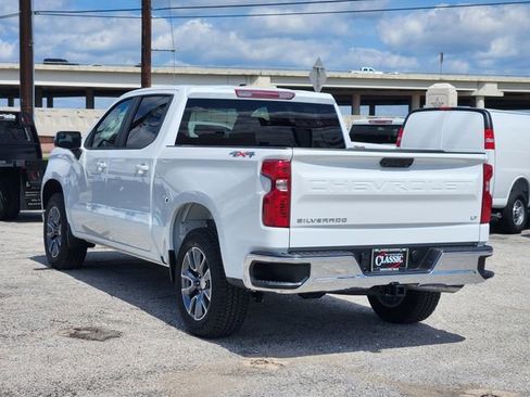 Used 2025 Chevrolet Silverado 1500 LT AWD/4WD image 5