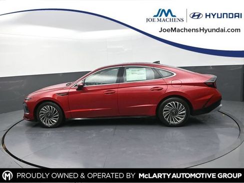 New 2026 Hyundai Sonata SEL FWD image 1