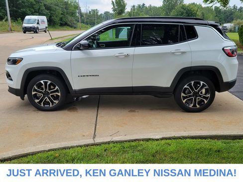 Used 2023 Jeep Compass Limited AWD/4WD image 6