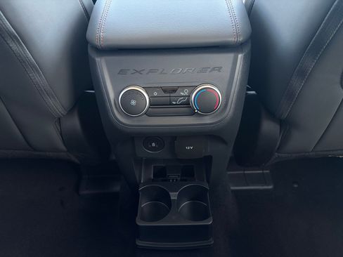 Certified 2025 Ford Explorer Active w/ Active Comfort Package RWD image 26