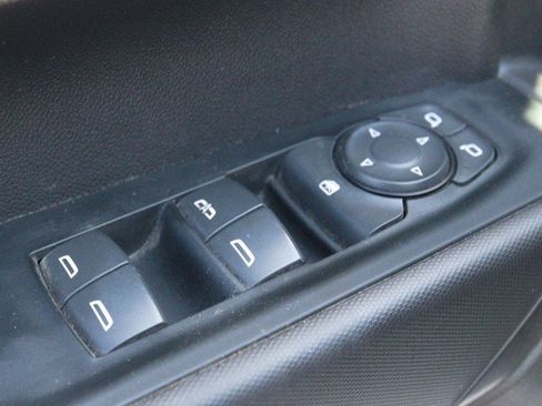 Used 2024 Chevrolet Silverado 1500 Custom Trail Boss image 14