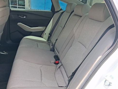Certified 2025 Honda Accord SE image 22