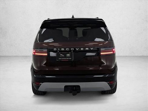New 2026 Land Rover Discovery Limited Edition image 8