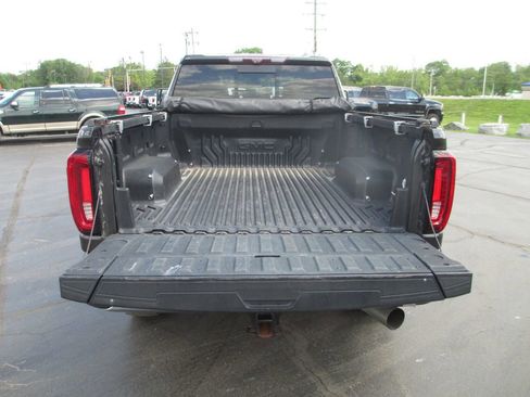 Used 2020 GMC Sierra 2500 SLT w/ Technology Package AWD/4WD image 8