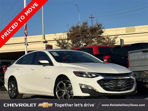 Certified 2024 Chevrolet Malibu LT image 2