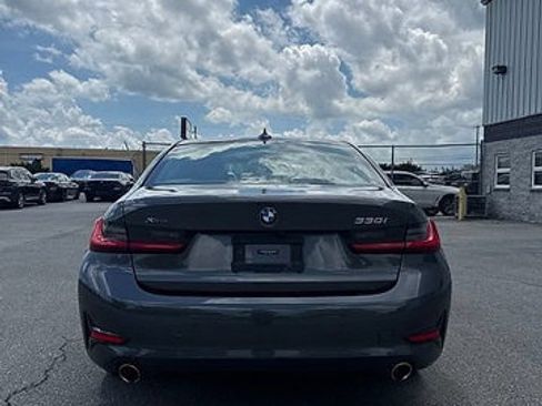 Used 2020 BMW 330i xDrive Sedan w/ Premium Package AWD/4WD image 8