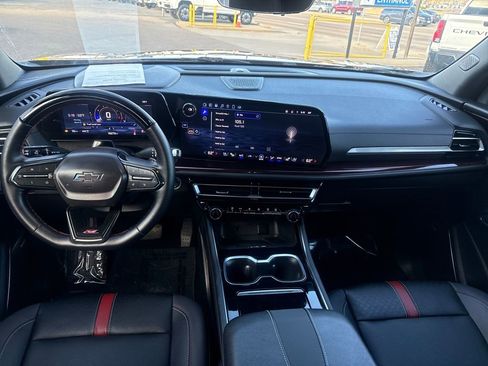 Used 2024 Chevrolet Traverse RS w/ LPO, Floor Liner Package image 12