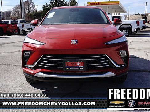 New 2026 Buick Envista Preferred image 2