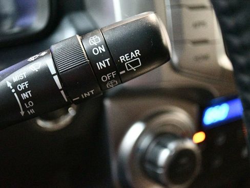 Used 2015 Toyota 4Runner Limited AWD/4WD image 65