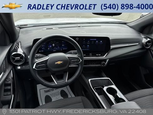 Certified 2025 Chevrolet Equinox LT w/ Safety and Technology Package FWD image 14