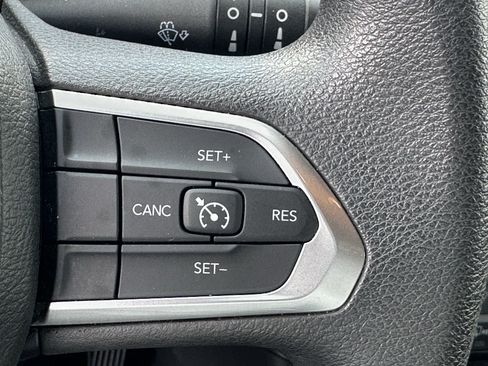 Used 2023 Jeep Compass Sport AWD/4WD image 25