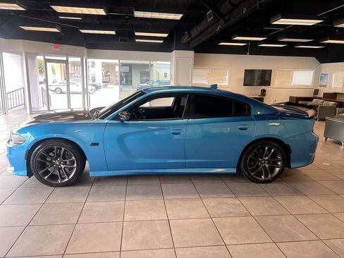 Used 2023 Dodge Charger Scat Pack w/ Technology Group RWD image 26