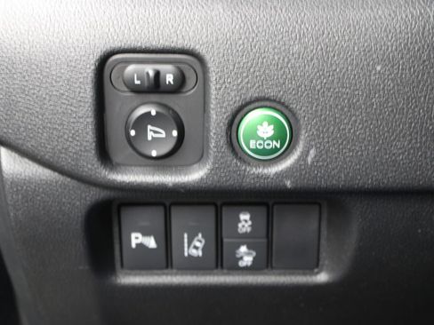 Used 2018 Honda Pilot Touring image 48