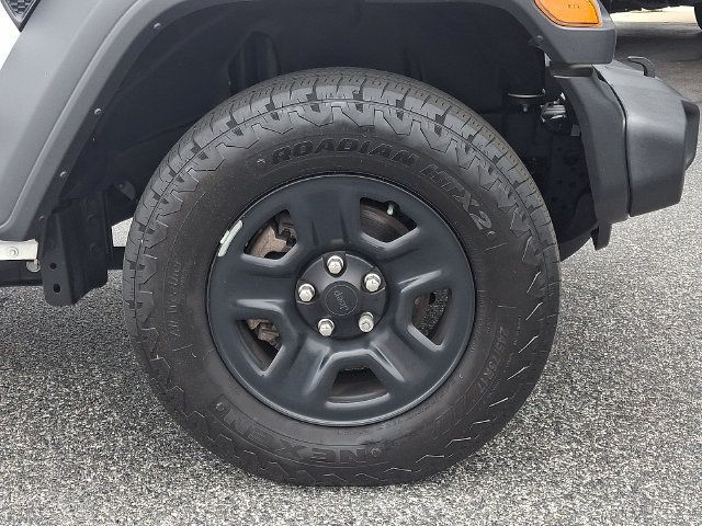 Used 2024 Jeep Wrangler Unlimited Sport AWD/4WD image 8